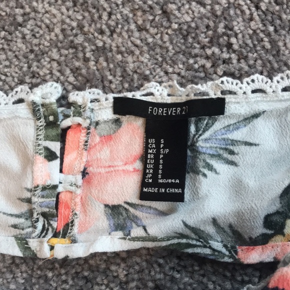 Forever 21 Tropical Halter Crop Top - Picture 4 of 6